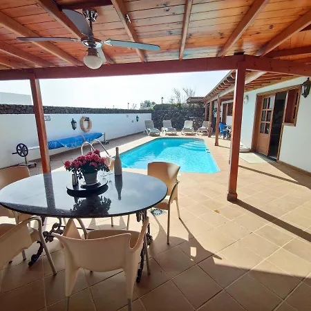 Villa Volkkanrentals Baljat *