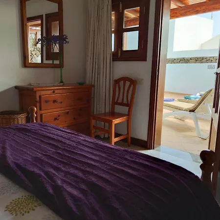 Volkkanrentals Baljat Villa