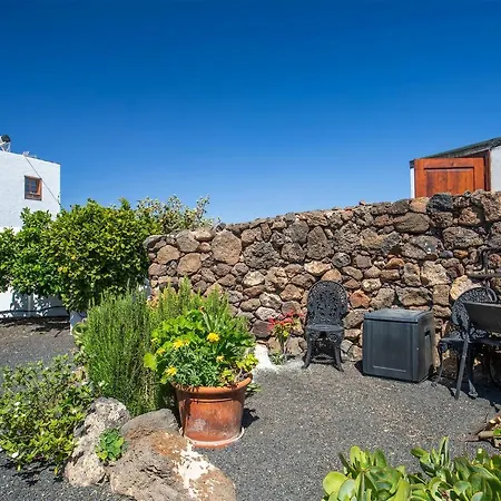 Villa Volkkanrentals Baljat *